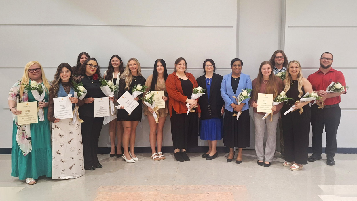 Belmont College Inducts Honor Society Students
